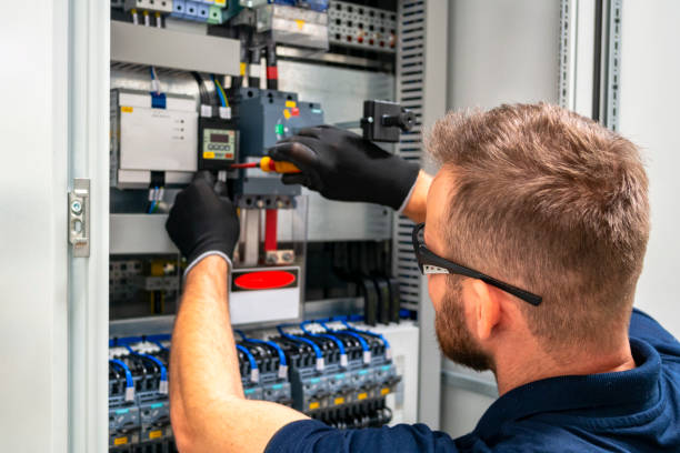 Best Emergency Electrical Repair  in Maple Bluff, WI
