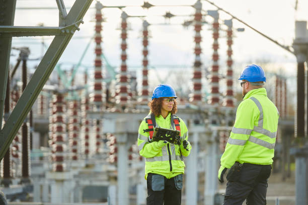 Best Electrician Near Me  in Maple Bluff, WI