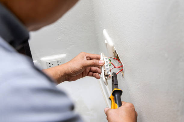 Best Electrical Contractors for Businesses  in Maple Bluff, WI